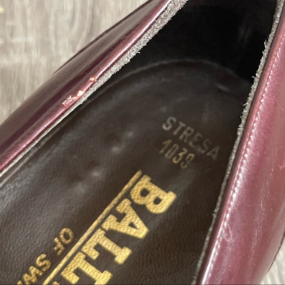 BALLY SWITZERLAND // burgundy leather vintage loafers (Sz. 8.5) - Picture 5 of 6